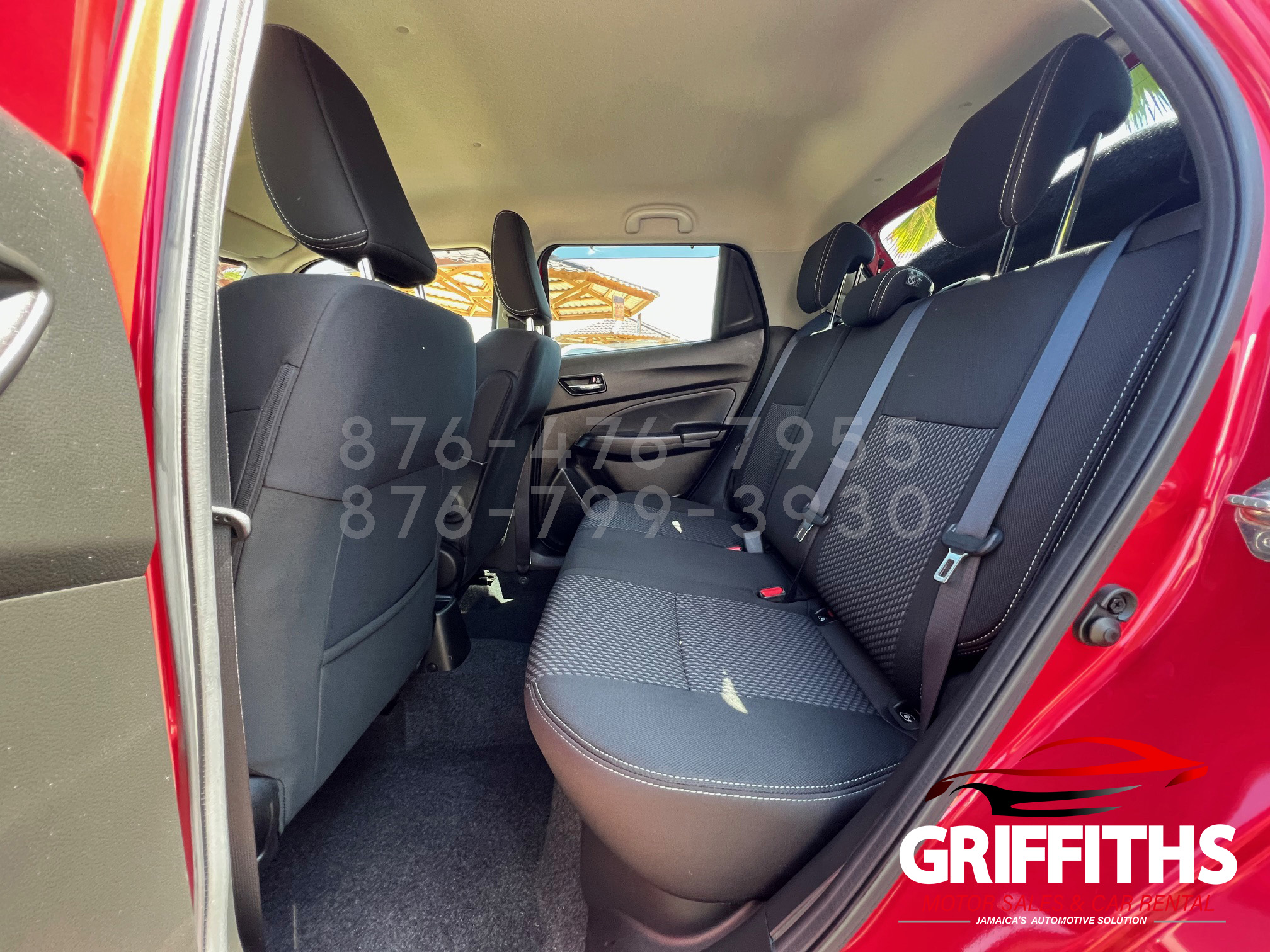 Vehicle Image 13